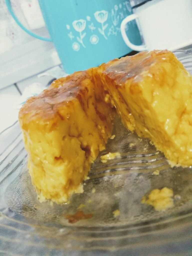 Pudim de caneca de microondas sem leite condensado