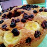 Bolo de banana integral com uvas passas