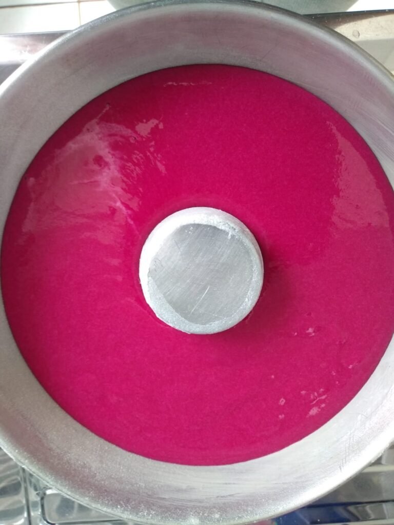 Bolo vermelho