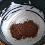 Sorvete de chocolate cremoso com apenas 3 ingredientes 3