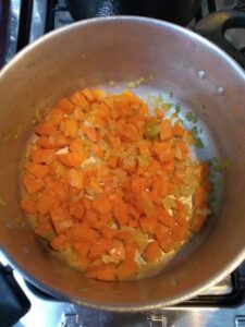 Arroz integral com cenoura na panela de pressao 4