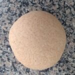 Pao integral que ja sai do forno fatiado 4