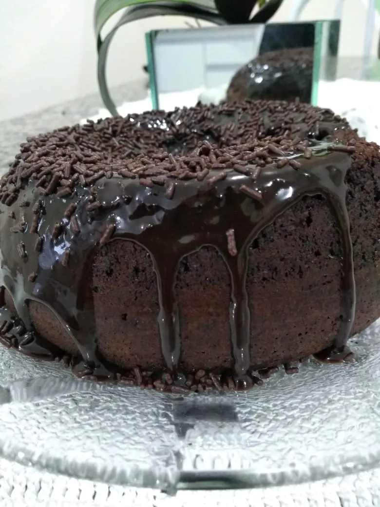 Bolo de Chocolate na Airfryer - Dika da Naka