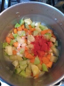 Caldo de feijao com legumes 2