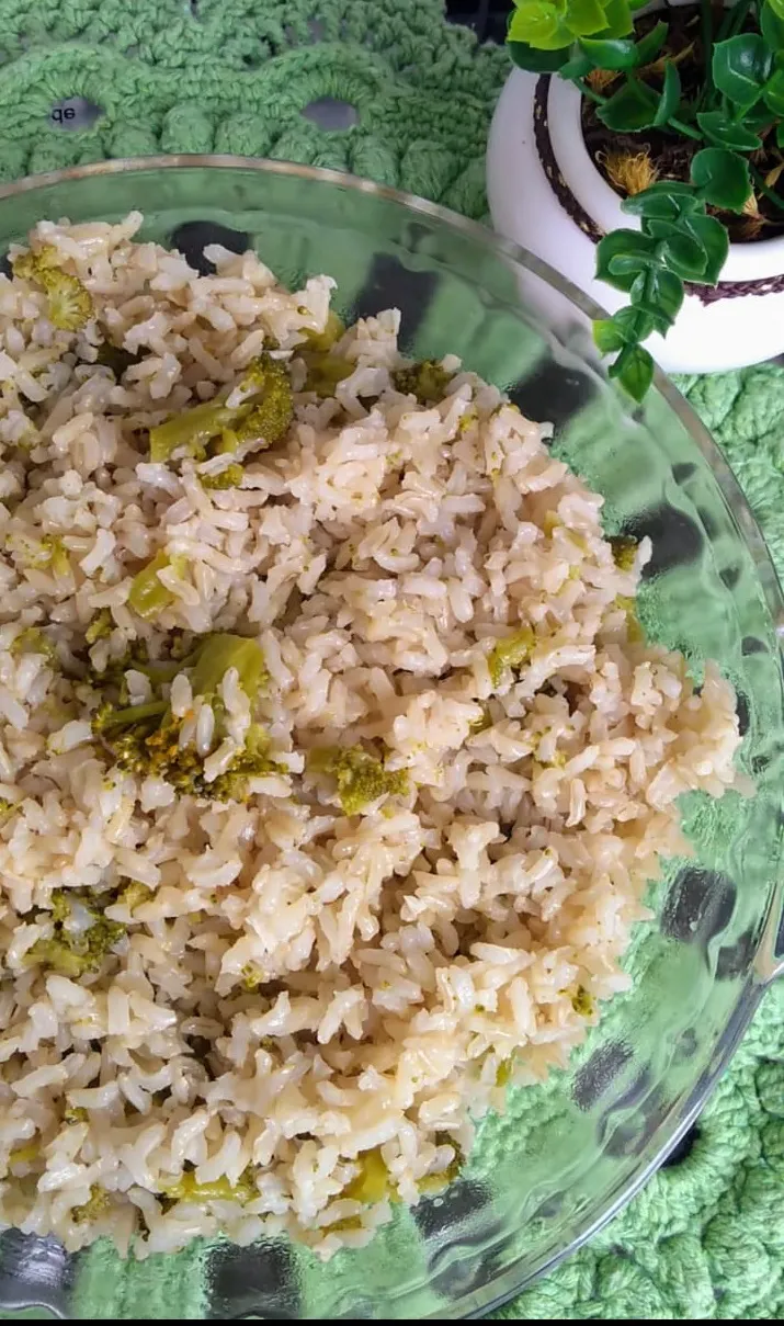 arroz integral soltinho com brocolis 0