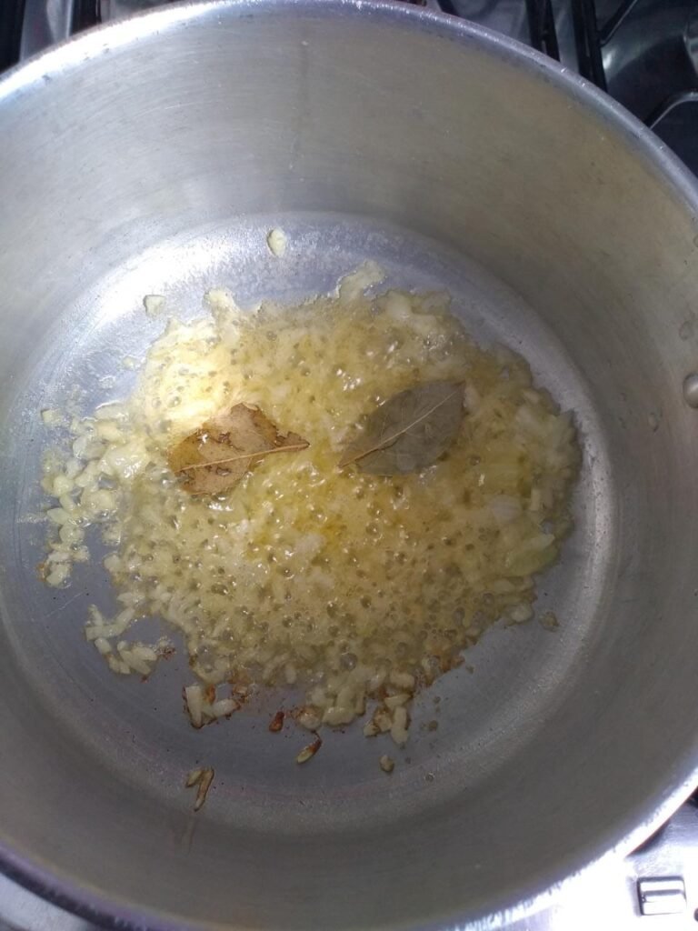 Almôndegas com batatas no forno