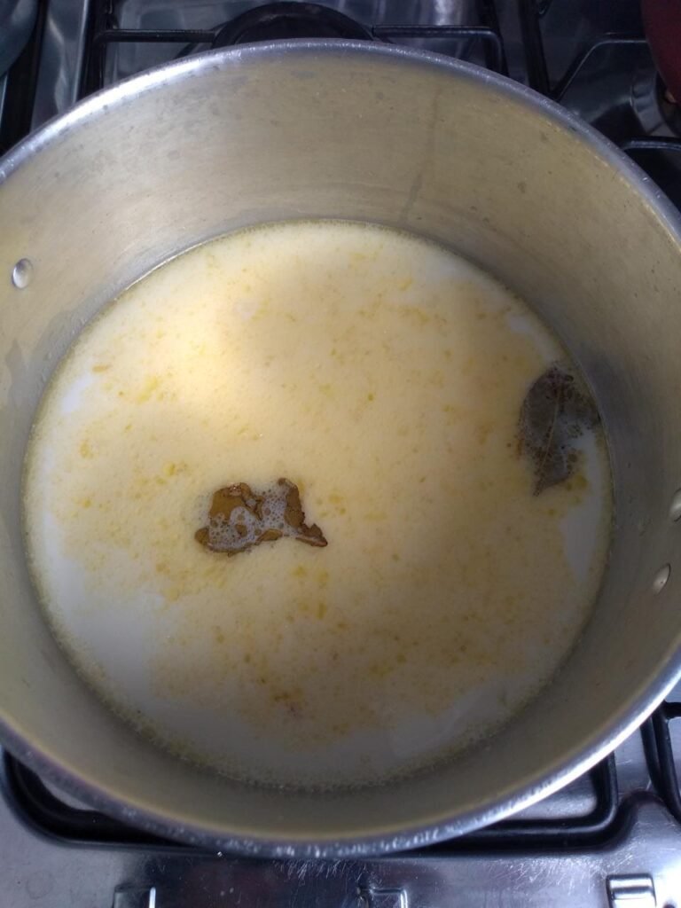 Almôndegas com batatas no forno