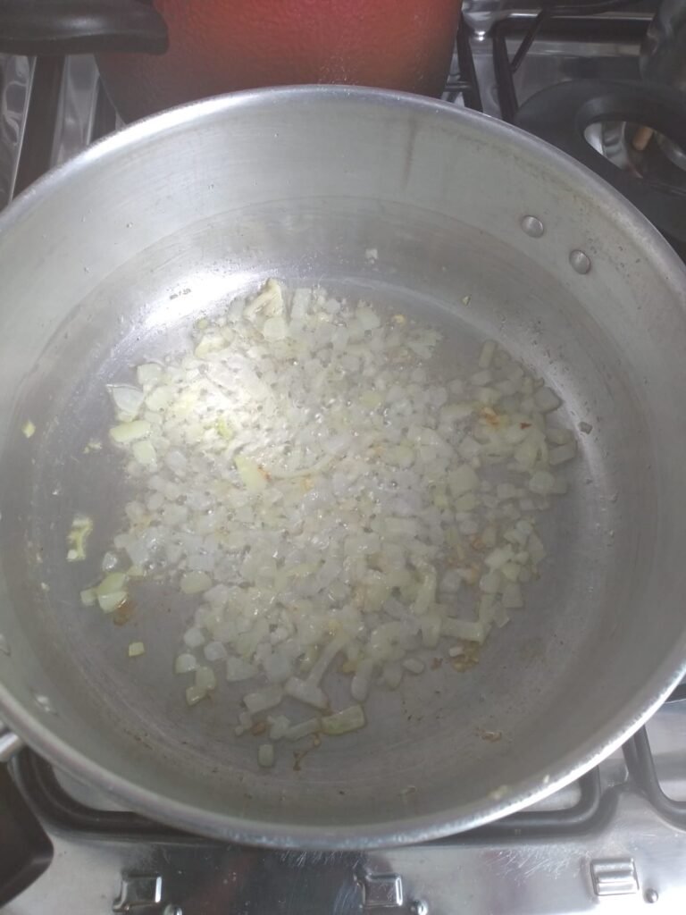 Sopa de feijão com macarrão