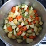 Sopa de feijão com macarrão 2