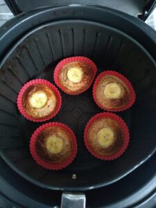 Bolinho de Banana Fit na Airfryer 4